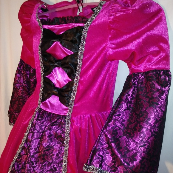 Victorian Renaissance Princess Costume Hallows Eve - Picture 3 of 6